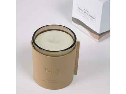 Свеча ароматическая "Touch of Blossom scented candle"