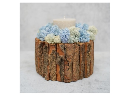 Декоративная свеча с голубым мхом